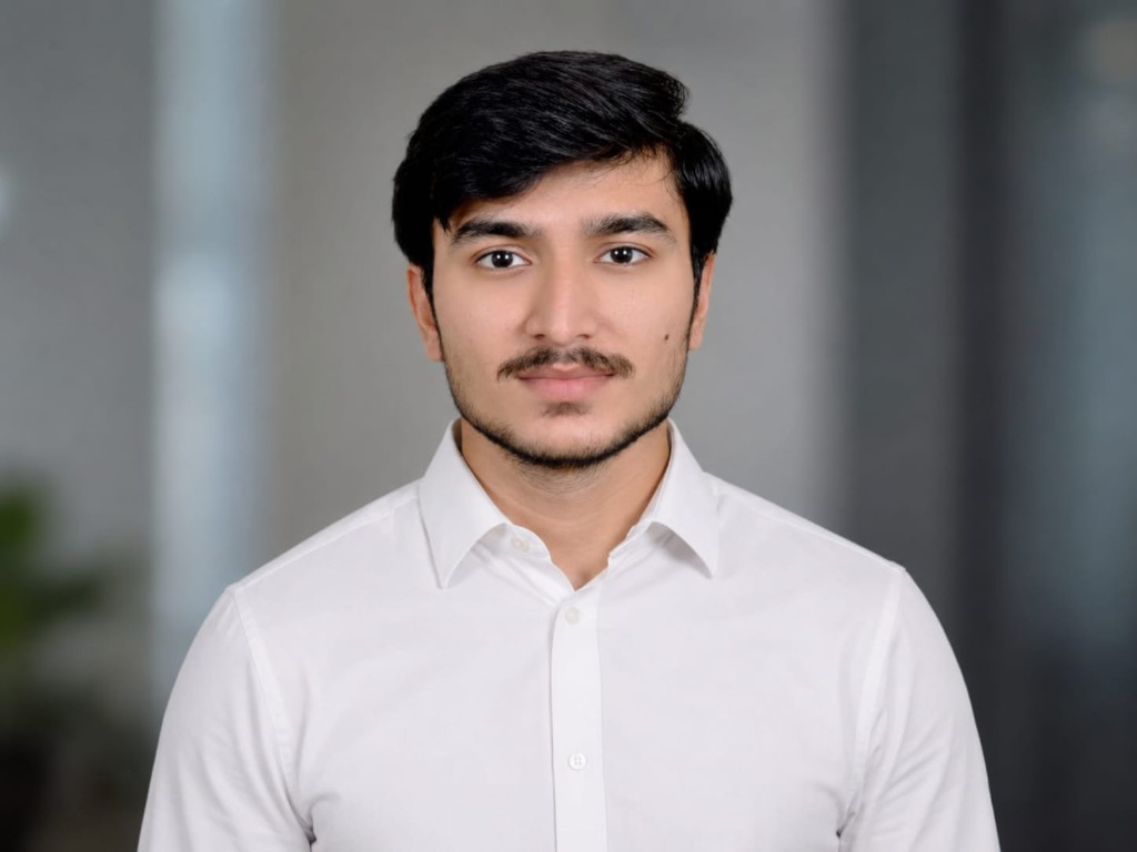 Vraj Chauhan, Business Development Executive